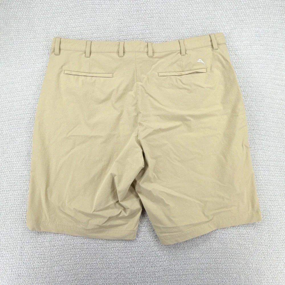 Tommy Bahama Chip Shot Shorts Mens 42 Brown Golf Chino Islandzone Performance